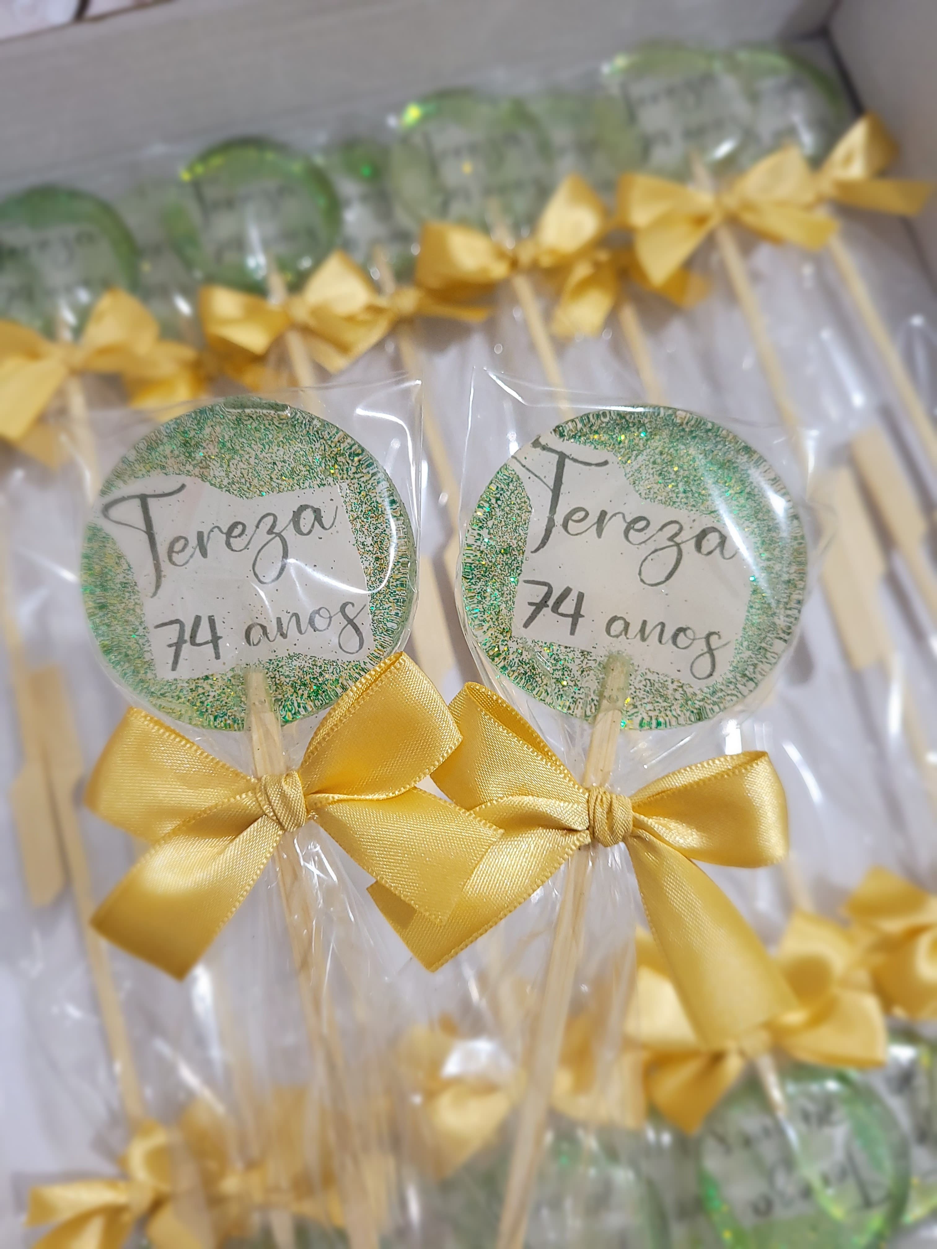 Pirulitos de chocolate artesanais Ceci Doces Curitiba